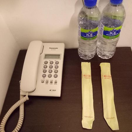 Hotel Sri Bernam Sabak Bernam Kültér fotó