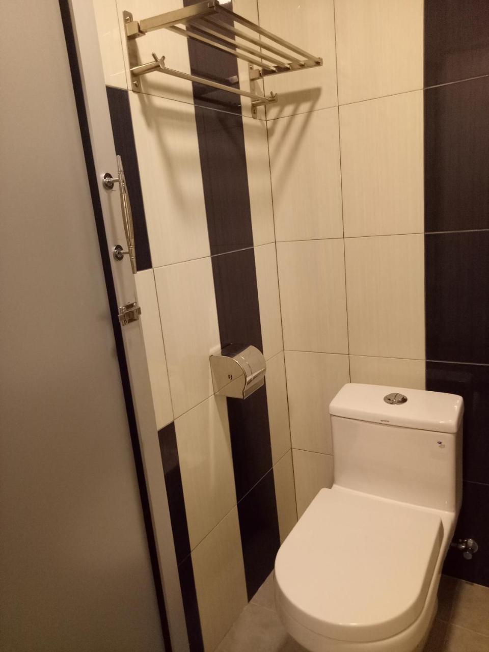 Hotel Sri Bernam Sabak Bernam Kültér fotó