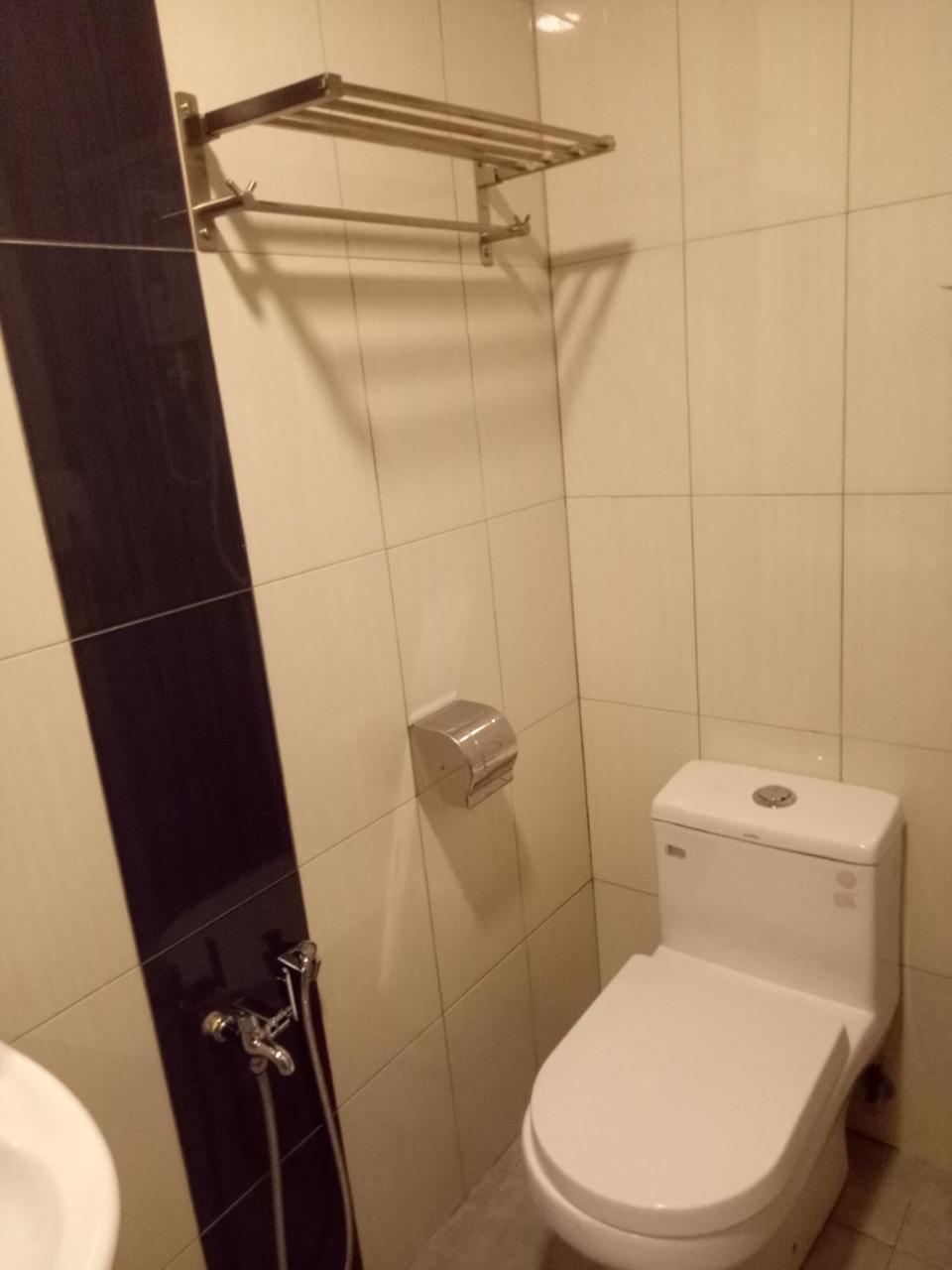 Hotel Sri Bernam Sabak Bernam Kültér fotó