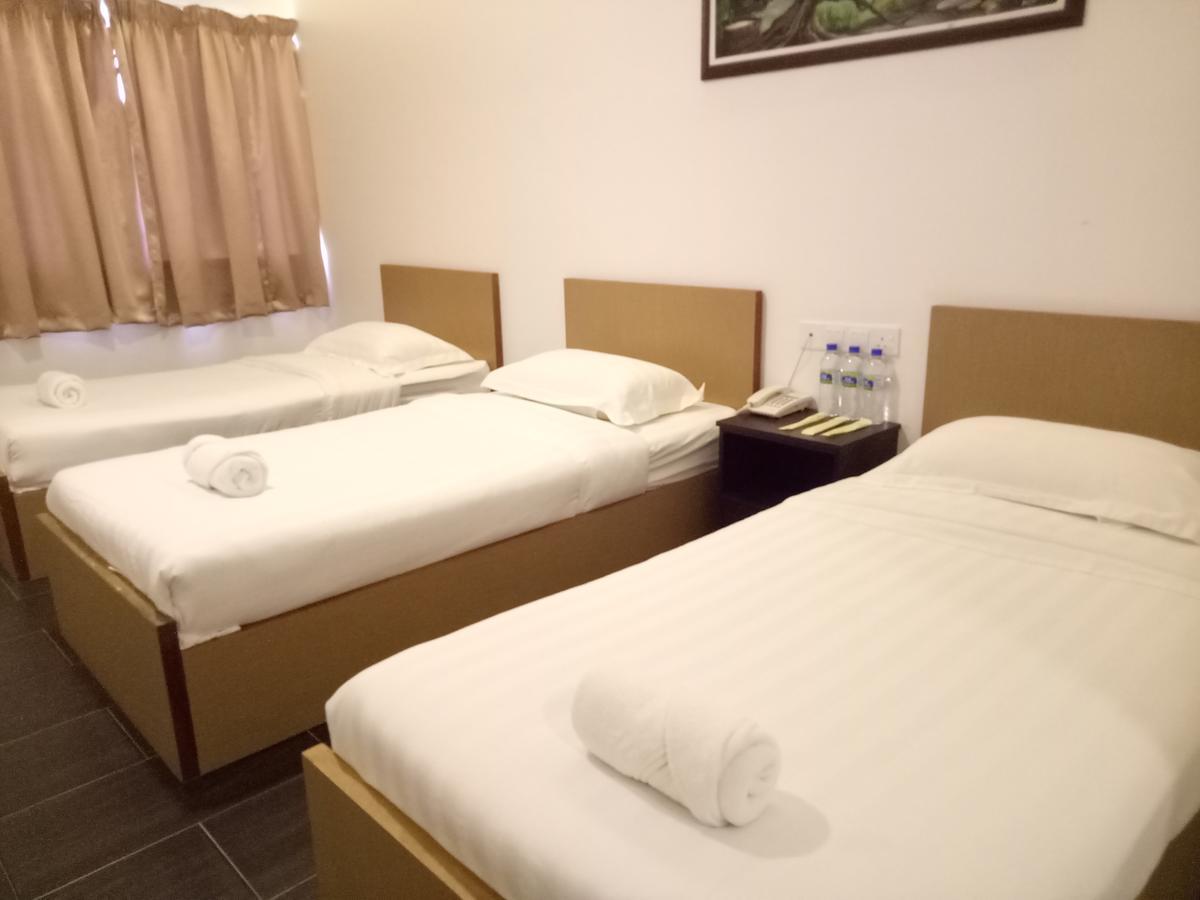 Hotel Sri Bernam Sabak Bernam Kültér fotó