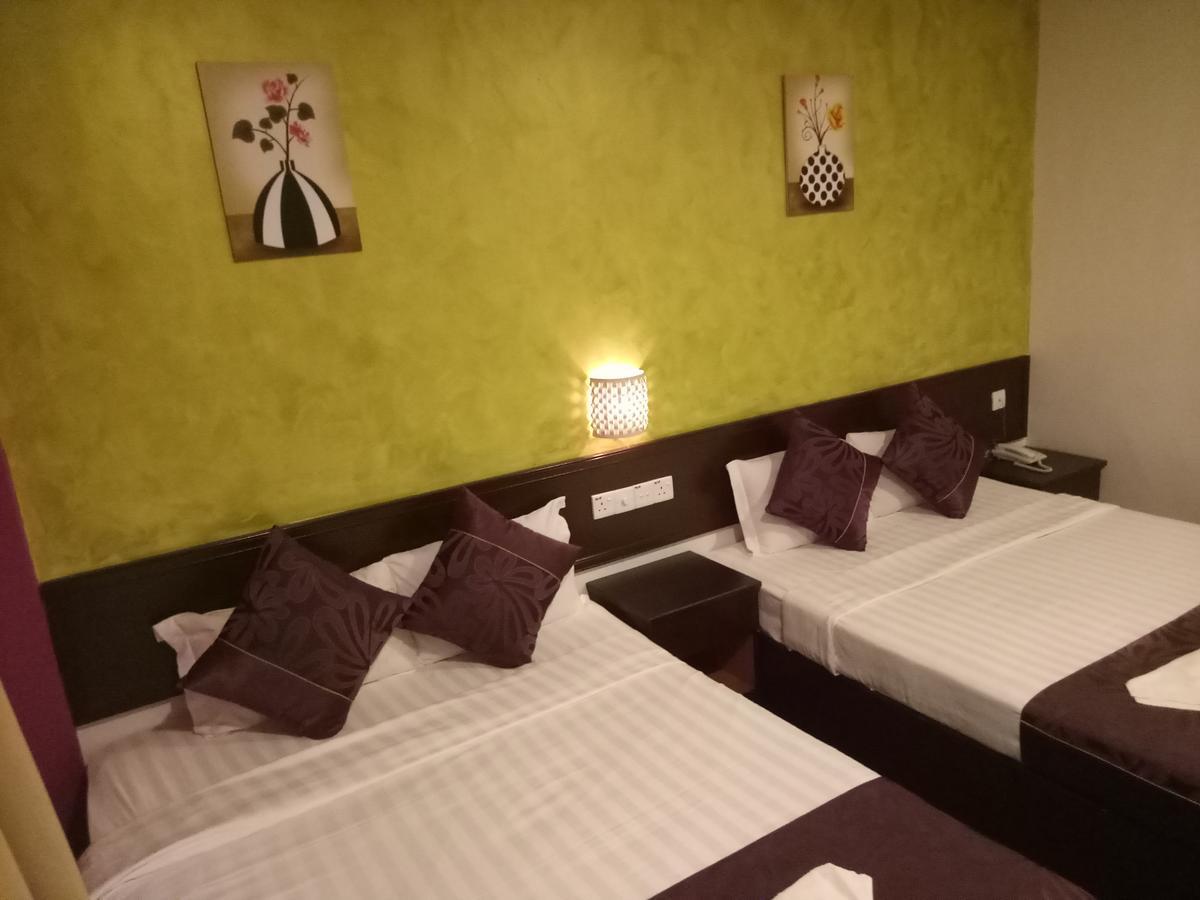 Hotel Sri Bernam Sabak Bernam Kültér fotó