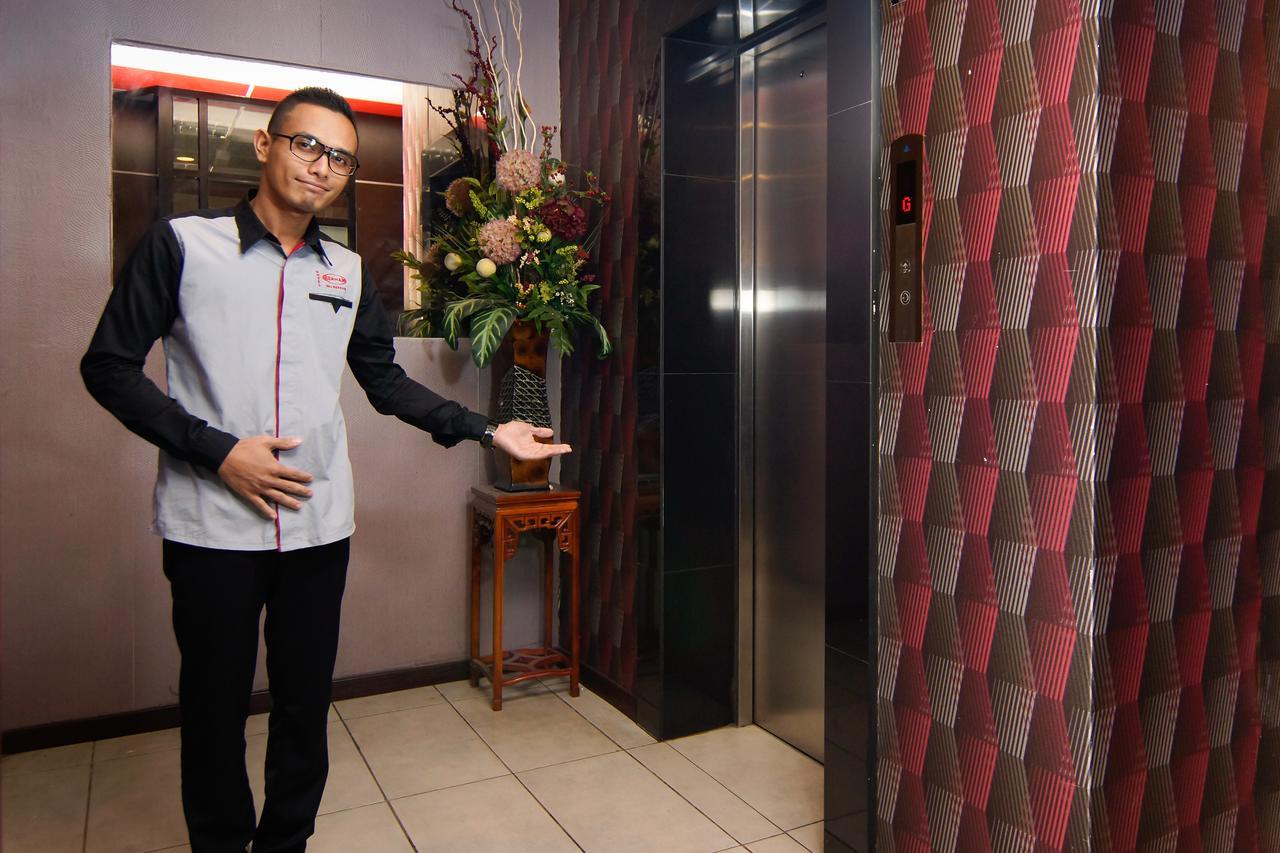 Hotel Sri Bernam Sabak Bernam Kültér fotó